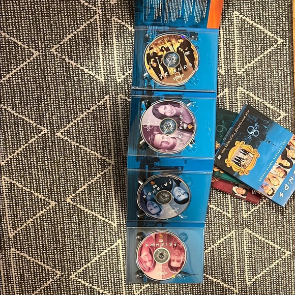 FRIENDS season 8 - Picture 2 of 3